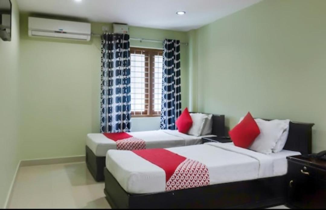 Mp Residancy Hotel Perintalmanna Bagian luar foto